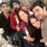 Ο Maninder Singh με την οικογένειά του