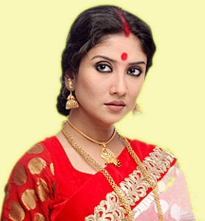 Debolina Dutta (bengalin näyttelijä) Pituus, paino, ikä, poikaystävä, aviomies, elämäkerta ja paljon muuta