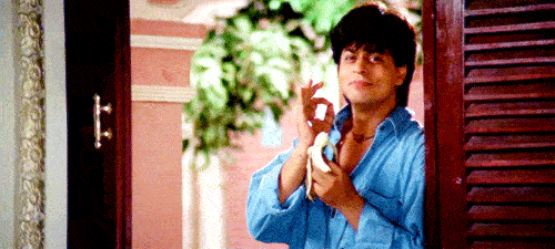 Shah Rukh Khan presentando la temporada 3 de Kaun Banega Crorepati