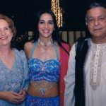 Tara Sharma koos vanematega