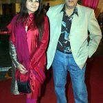 Alok Nath med hustru Ashu Singh