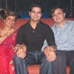 karan-mehra-with-his-parents