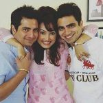 karan-mehra-with-his-wife-and-brother