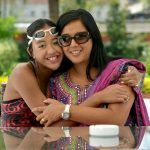 Gaurika Singh äitinsä kanssa