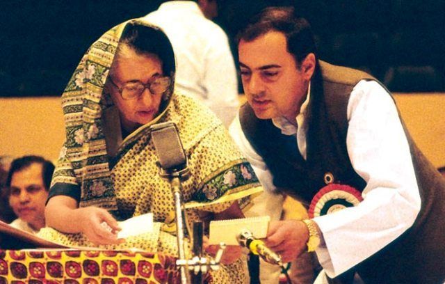 Indira Gandhi Kasama si Rajiv Gandhi
