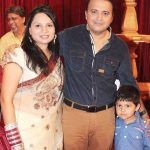 mandar-chandwadkar-vaimonsa ja poikansa kanssa