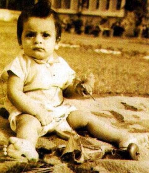Shah Rukh Khan barndom