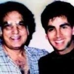Akshay Kumar med sin far