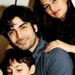 Fawad Khan mit seiner Familie