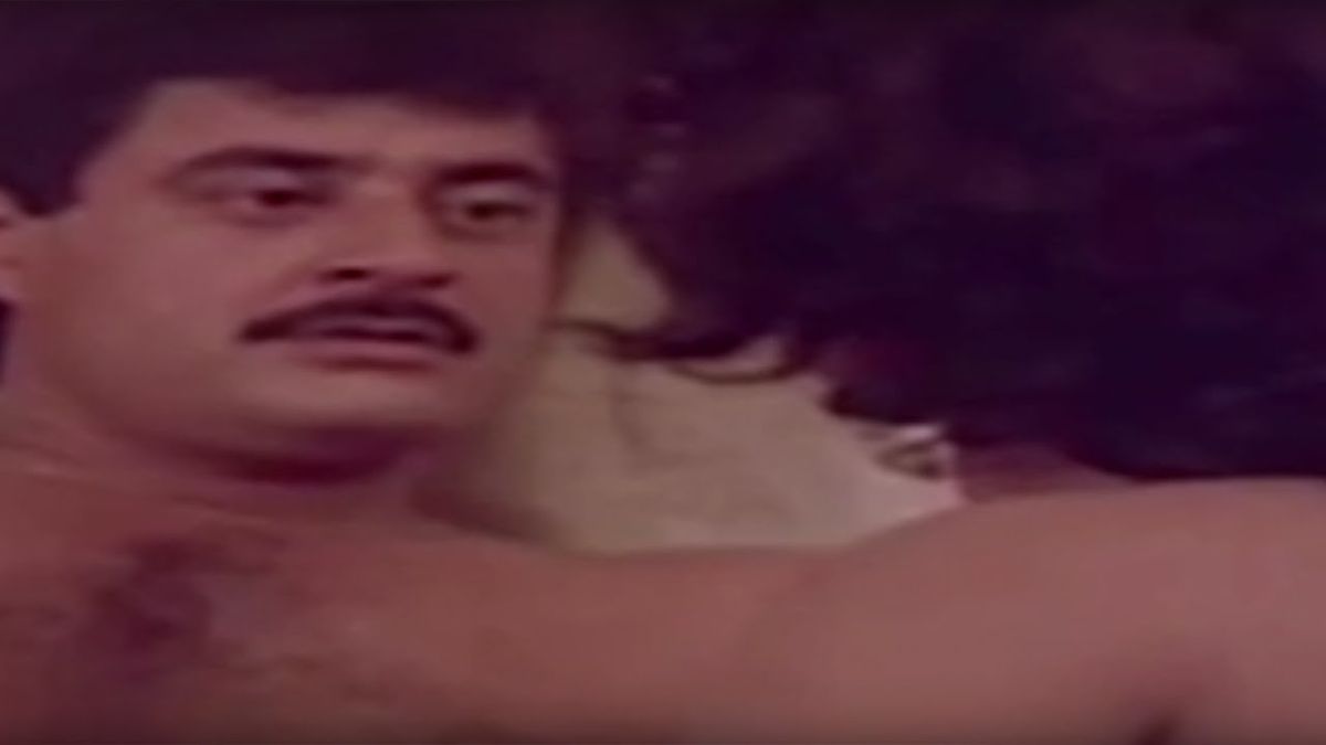 Gajendra Chauhan dans un film de qualité B