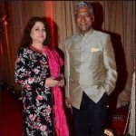 Rajendra Gupta feleségével