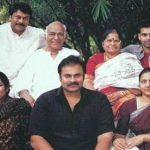 Chiranjeevi ailesiyle