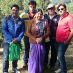 Rakesh Kukreti med foreldrene og brødrene