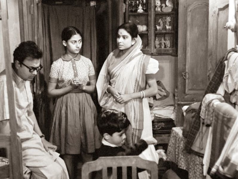 Jaya Bachchan w Mahanagar