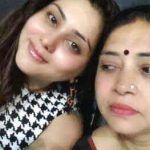 namitha-com-a-mãe
