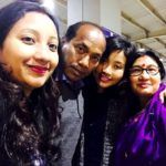 Анкита Конвар с родителите си и сестра си Джарна Конвар Баруа