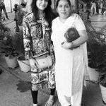 Ankita Bahuguna com a mãe