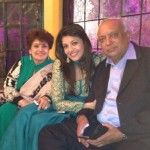 Kajal Aggarwal sa svojim roditeljima