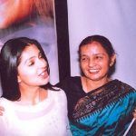 Бумика Чаула с майка си