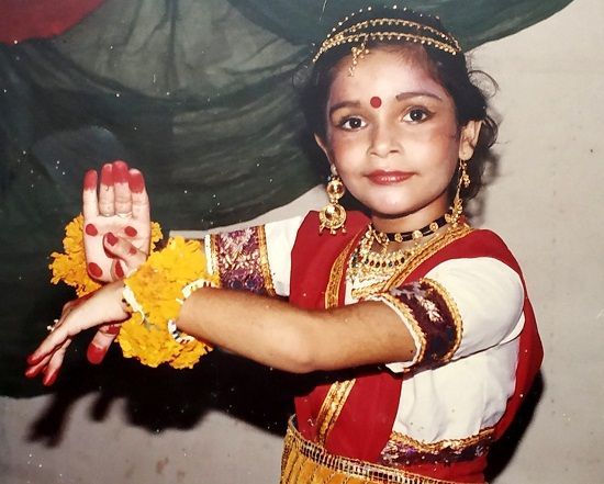 सामवेद सुवालका बचपन की नृत्य की तस्वीर