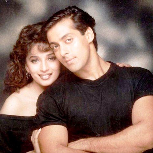 Madhuri Dixit và Salman Khan trong Hum Aapke Hain Koun