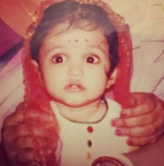 Priya Banerjee'nin çocukluk görüntüsü