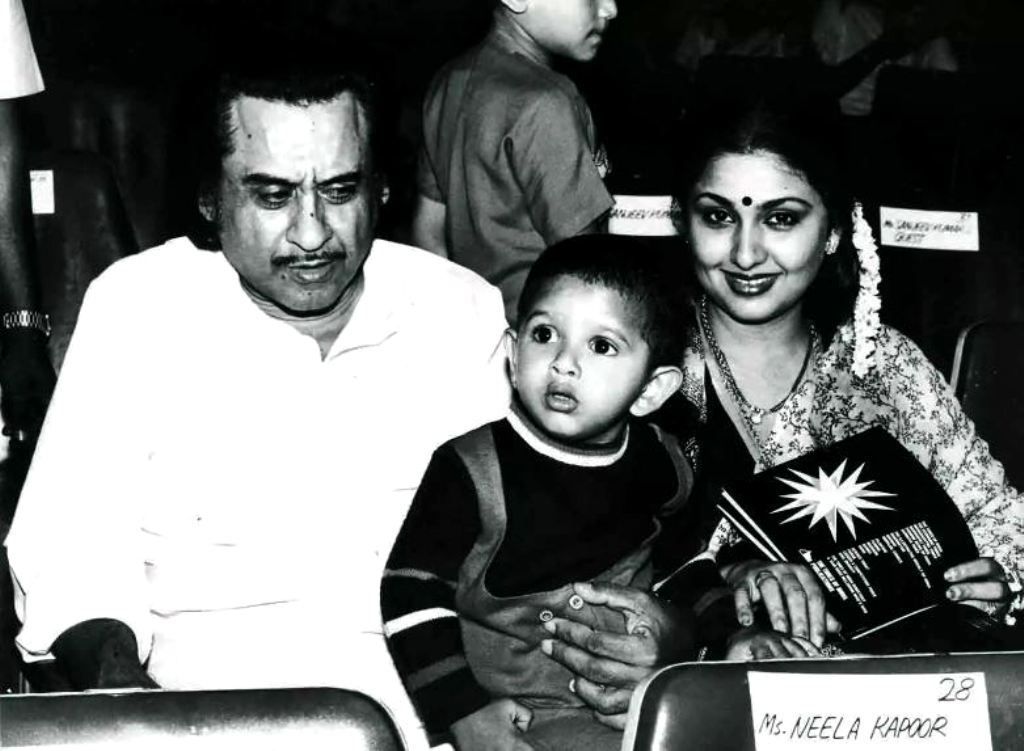 Leena Chandavarkar với Kishore Kumar và con trai của anh ấy Sumeet