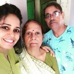 गरिमा श्रीवास्तव अपने माता-पिता के साथ