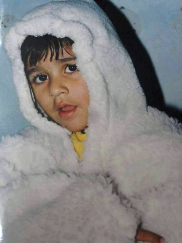 Lapsuuden kuva Ayushmaan Saxenasta