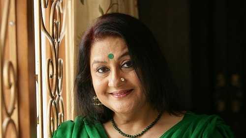 Nadira Babbar (vrouw van Raj Babbar) Leeftijd, kinderen, familie, biografie en meer