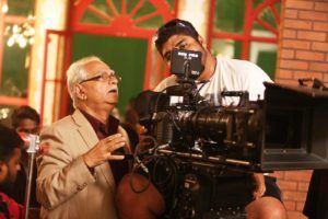 Ramesh Sippy podczas Shooting Shimla Mirchi