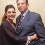   Sushmita Sen bersama bapanya, Shubir Sen
