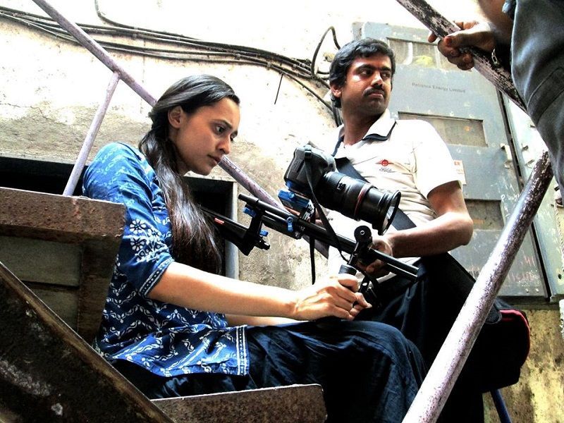 Anvita Sudarshan en el rodaje de una película
