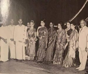   Леела Самсон's (fourth from left) Arangetram ceremony in 1970