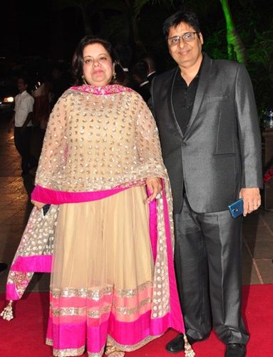 Vashu Bhagnani với vợ, Pooja Bhagnani