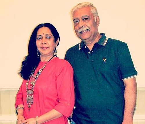 Abhay Bhargava sa svojom ženom