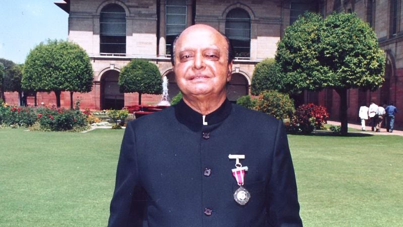 Ramanand Sagar Age, Death, Wife, Children, Family, Biography & More