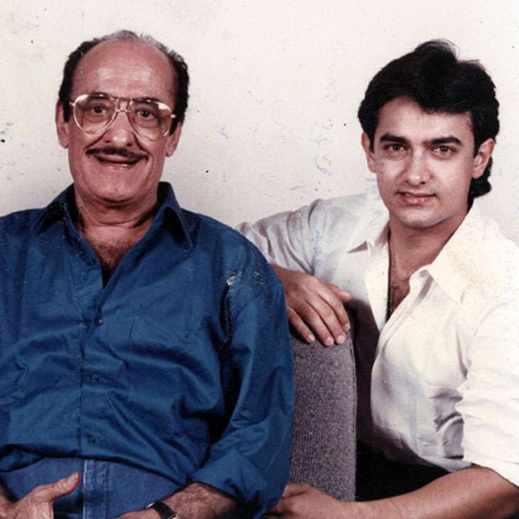   Mohammad Nasir Hussain Khan kasama si Aamir Khan