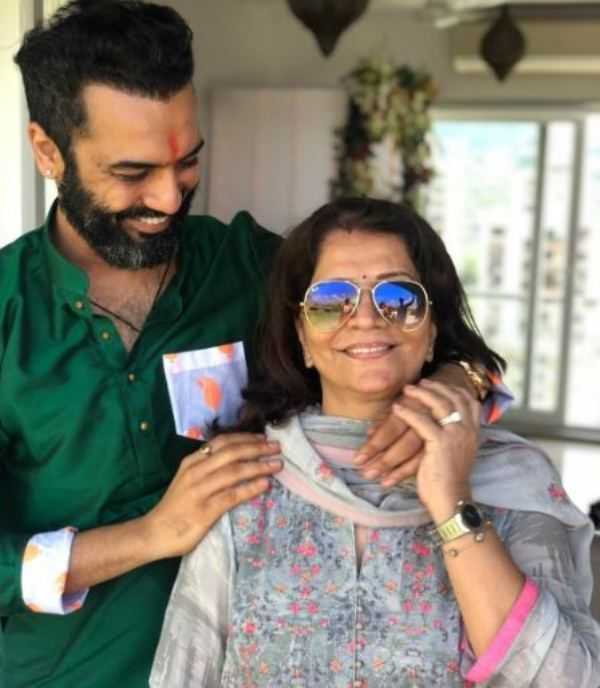 Ashesh Sajnani with his mother