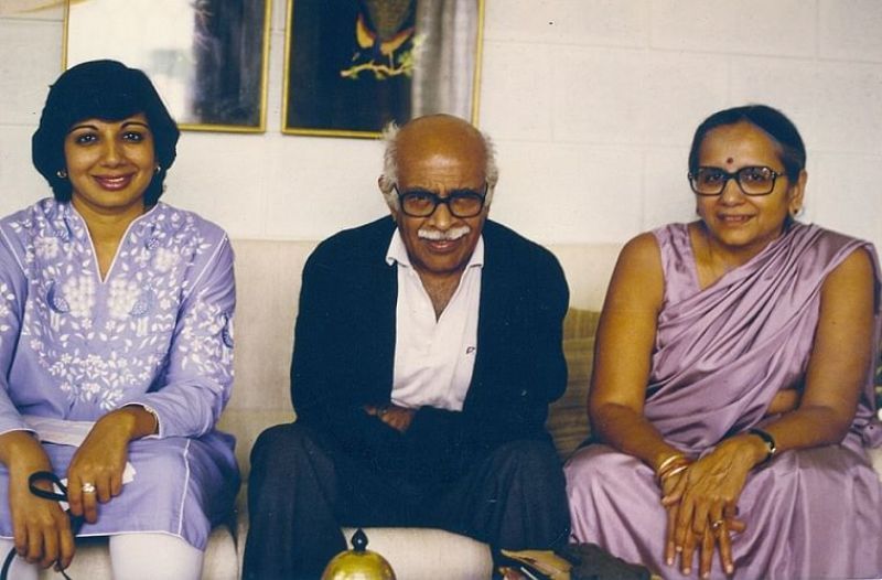 Kiran Mazumdar s starši