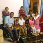 Roman Saini sa svojom obitelji