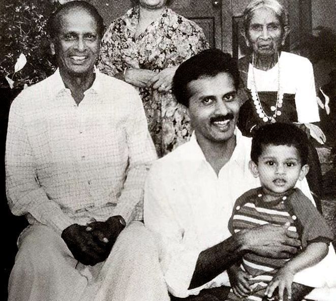 В. Г. Сидхарта С баща си Гангая