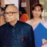 Shobhana Bhartia med sin far