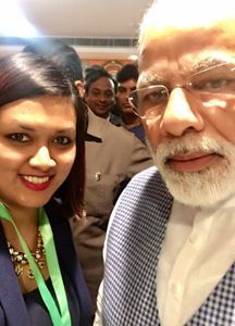 Η Devita Saraf με τον PM Modi