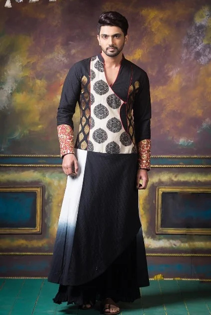   Renomovaný indický model s Abhishekem Rayem's clothing collection