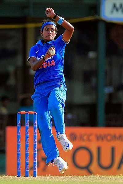 India naiste kriketitegija Shikha Pandey