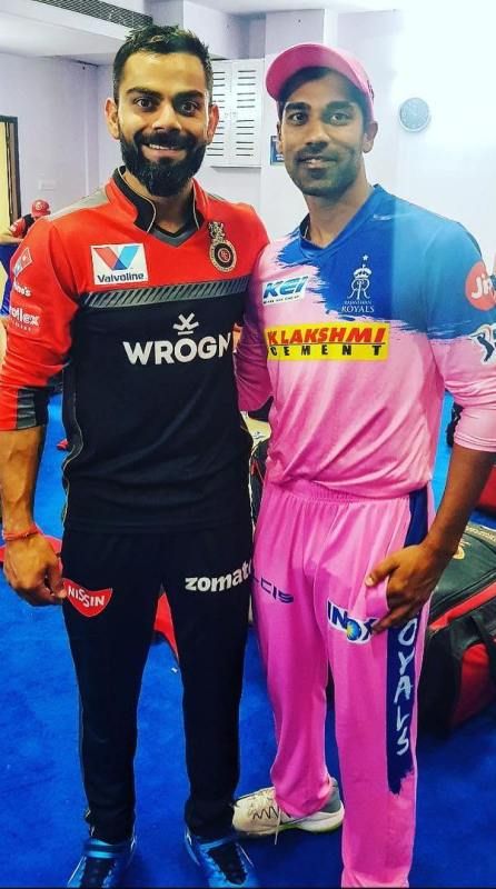 Shashank Sharma com o capitão do time de críquete indiano, Virat Kohli