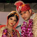 Saurabh Tiwary với vợ của mình Nikita Mishra