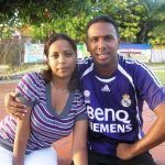 सैमुअल बद्री अपनी पत्नी के साथ