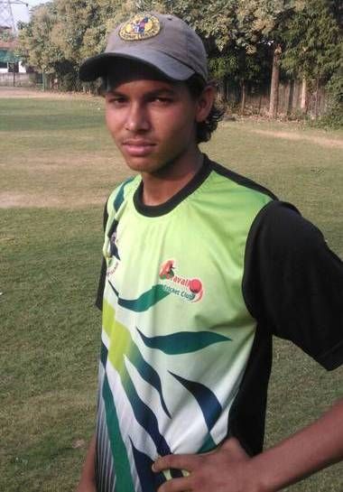 Акаш Сингх в Крикет клуб Aravali през 2017 г.